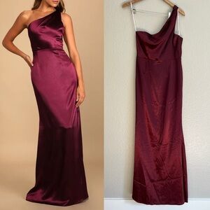 NWOT On the Guest List Burgundy Satin One-Shoulder Maxi Dress